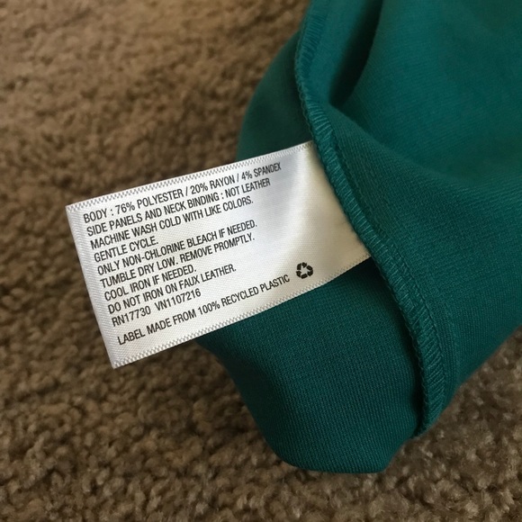 Dress - Picture 8 of 8